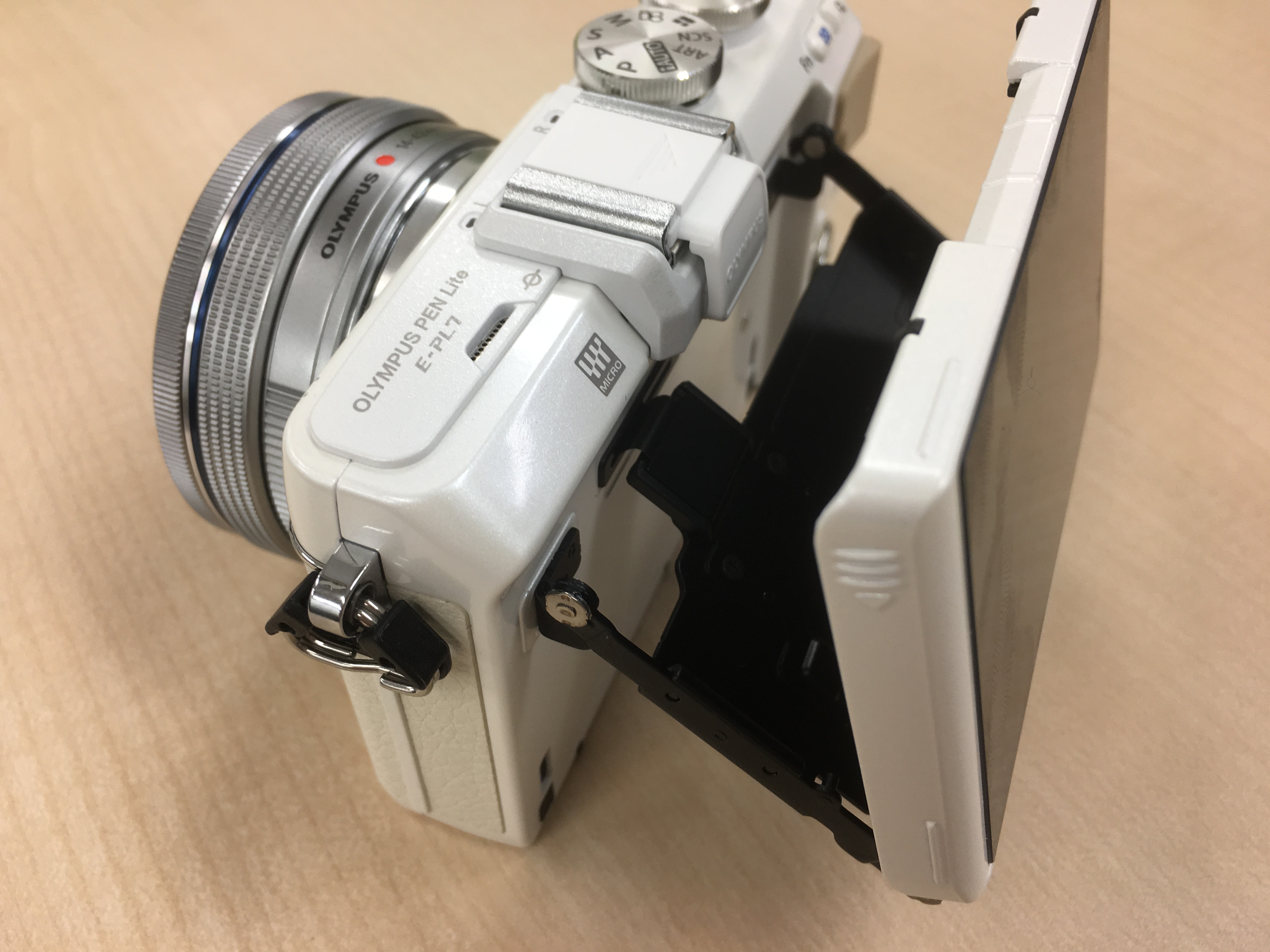 中古カメラ 勝手に大図鑑 オリンパス Pen Lite E Pl7 14年発売モデル キタムラ公式ブログ カメラのキタムラ