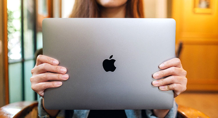 macbook pro 2015 13インチ　修理上がり　不具合なし