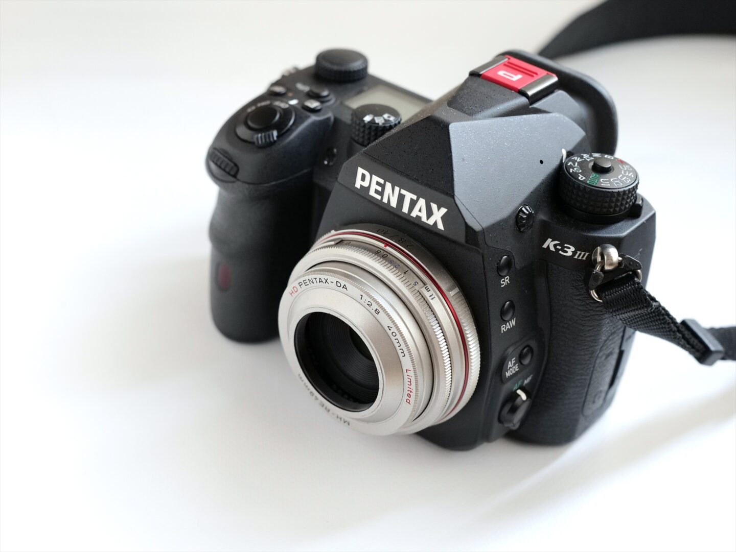 HD PENTAX-DA 40mmF2.8 Limited 標準単焦点レンズ APS-Cサイズ用 ブラック 超軽量薄型パンケーキレンズ