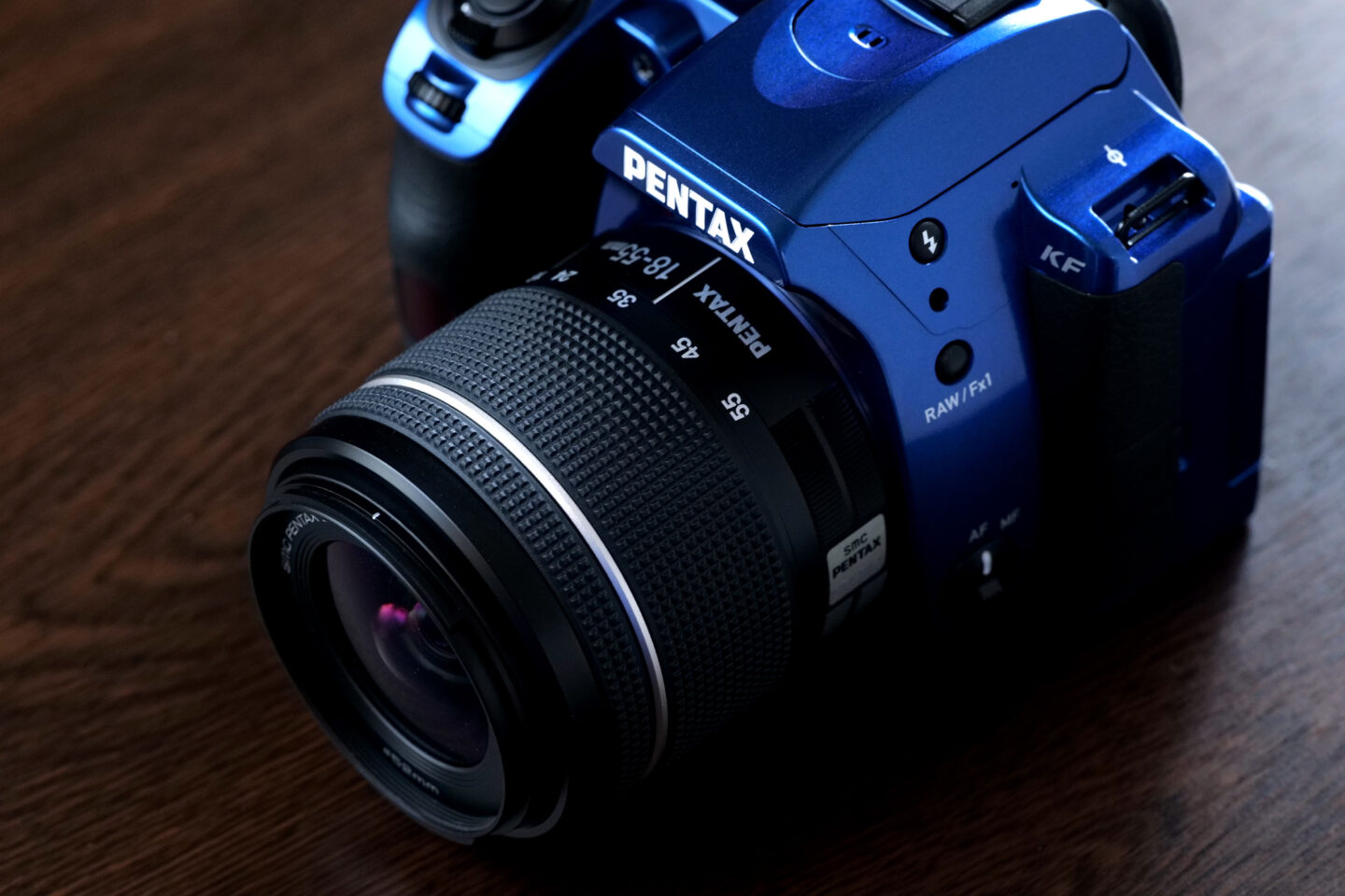 PENTAX K-5 レンズキット DA 18-55mm WRカメラ