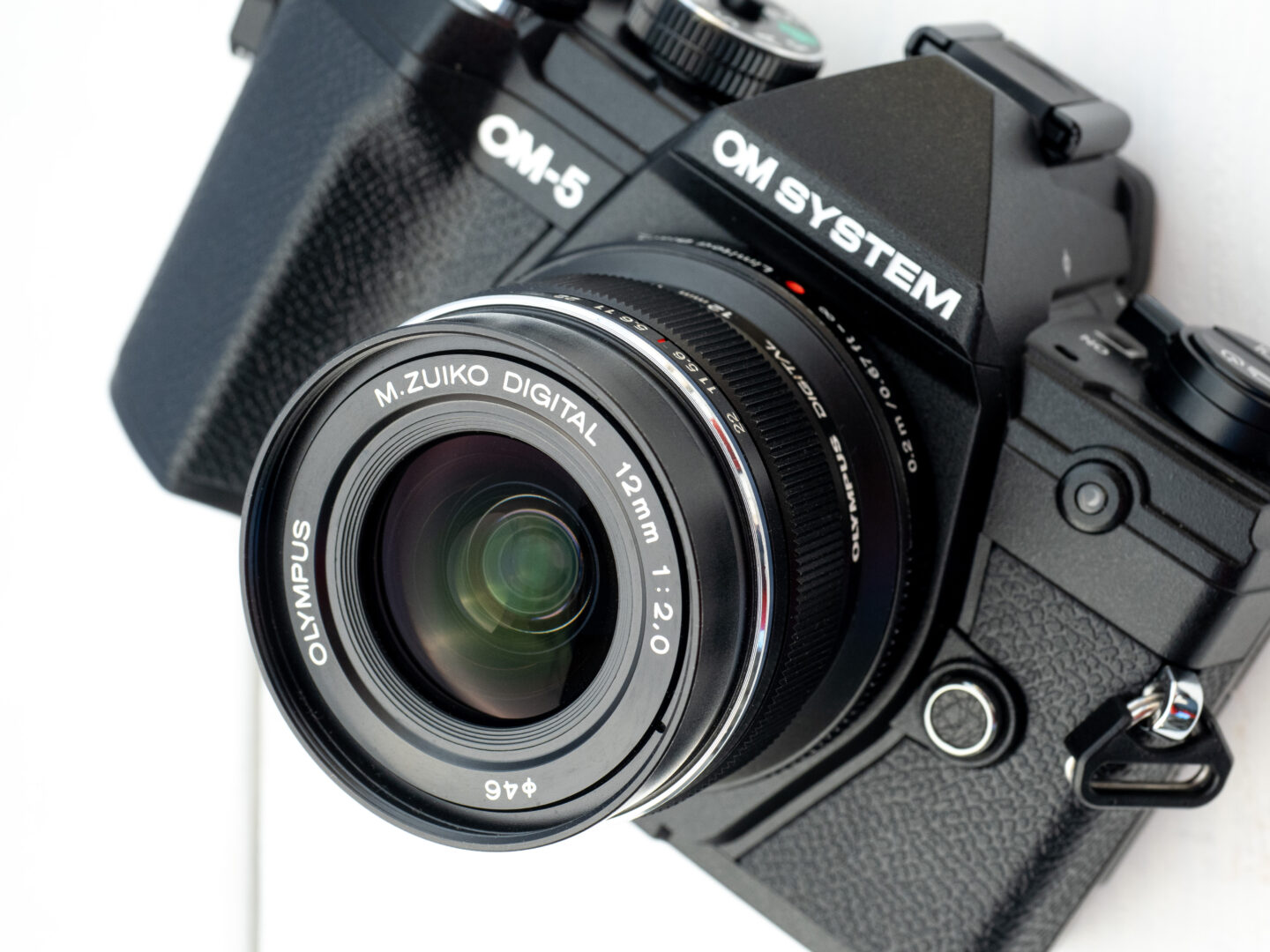 オリンパス 12mm F2.0 ブラック 単焦点レンズ