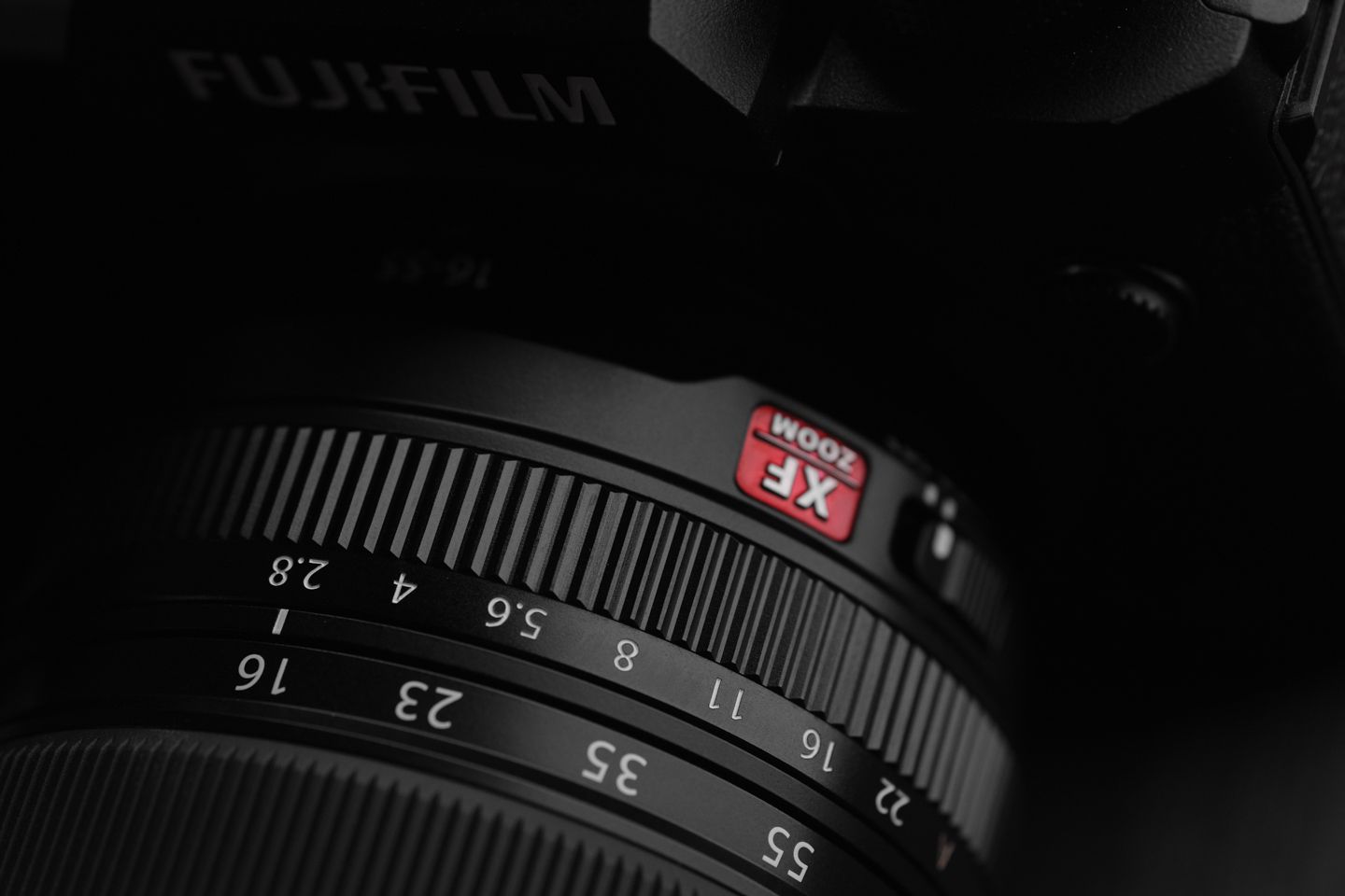 富士フイルム XF16-55mmF2.8 R LM WR II レビュー｜小型軽量に生まれ変わった新世代レッドバッジズーム