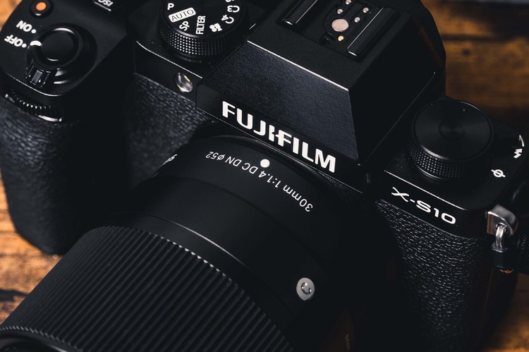 Fujifilm X-S10 Sigma 30mm F1.4 DC DNセット