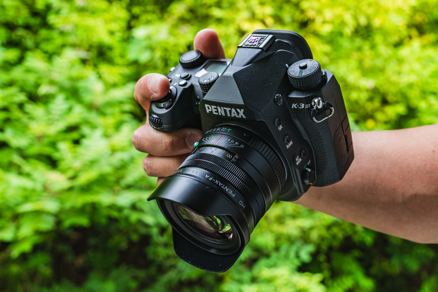 PENTAX  K-3 mark iii + HD DA 16-50 mm