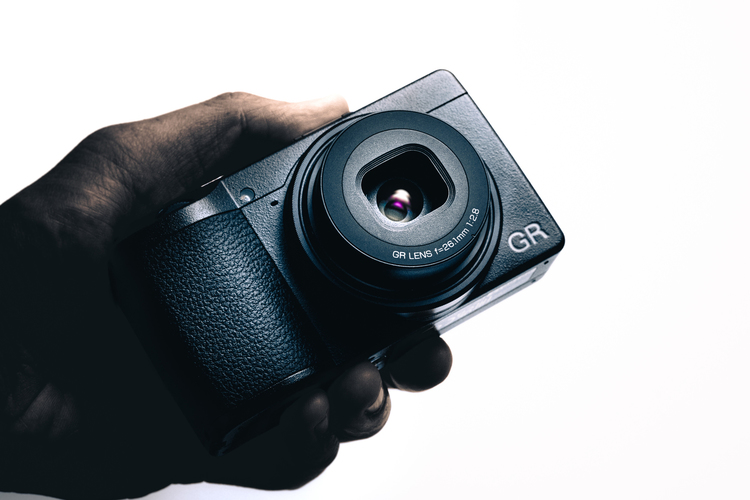 高級素材使用ブランド リコー RICOH GR IIIx コンパクトデジタルカメラ